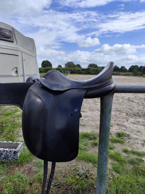 Cobra Dressursattel 17.5", Cobra s. Bilder, Andrea Behrens, Dressage Saddle, Wittmund, Image 5