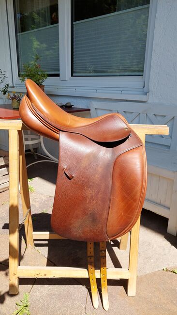 Cobra Dressursattel 17,5 evtl. auch für Schwarzwälder o. ä., Cobra Dressursattel, Franz Baur, Dressage Saddle, Wannweil, Image 3