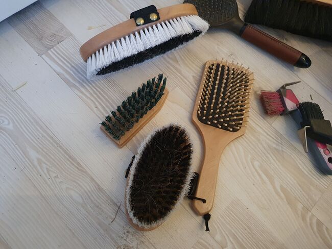 Komplette Putztasche bin Horze, Horze, Meike Kapahnke , Grooming Brushes & Equipment, Wuppertal, Image 7