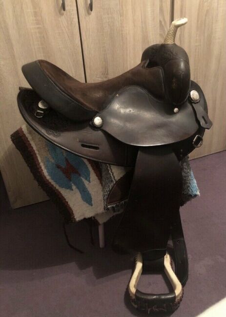 Komplettset Kurzer Western Sattel Big Horn Roundskirt kurze Auflage, Big Horn  1504, Carina Bernhardt, Western Saddle, Solingen , Image 17