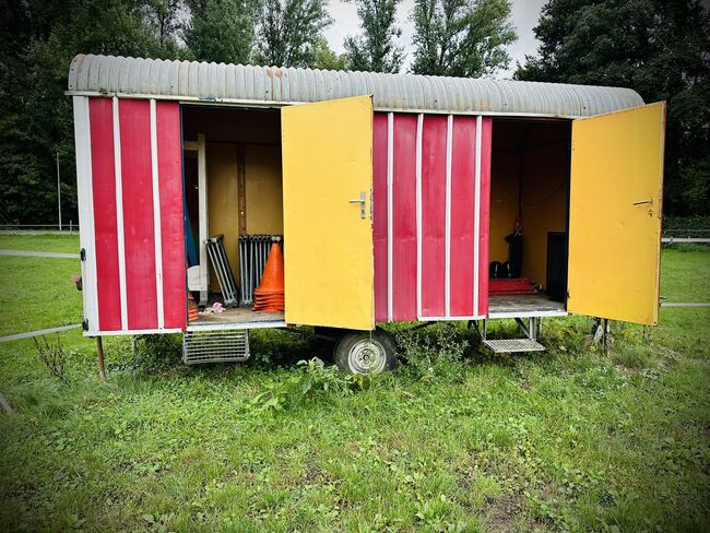 Bauwagen/Ziekuswagen, Kerstin , Tack Room & Stable Supplies, Weil am Rhein, Image 6