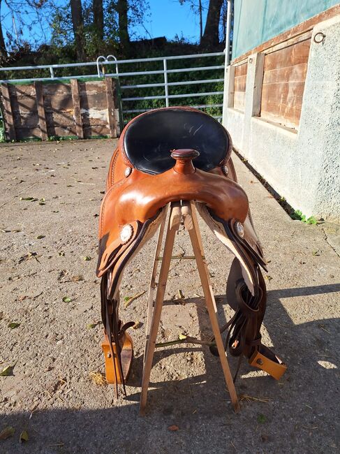 Continental kein Equiflex, Continental mittlerer Schwung 16er Sitz, Familie F, Western Saddle, Pähl, Image 3