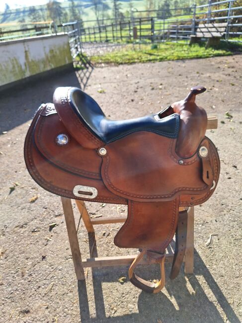 Continental kein Equiflex, Continental mittlerer Schwung 16er Sitz, Familie F, Western Saddle, Pähl