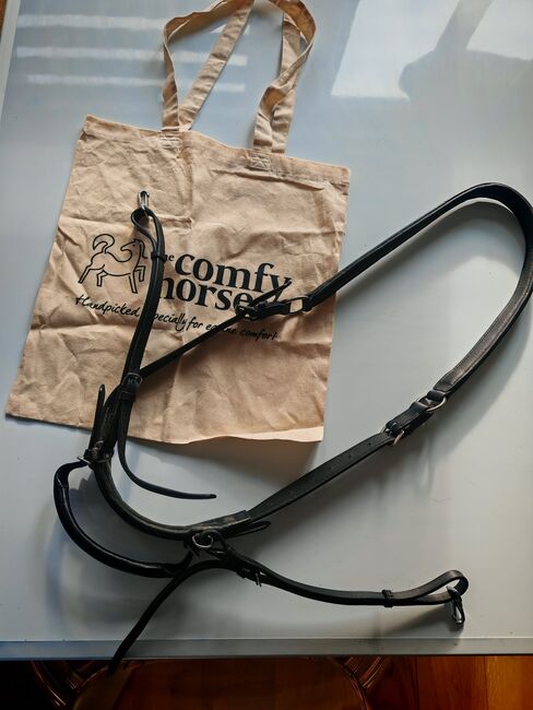 Correct Connect double neck strap - XF, Black Size: XF  Colour: Black, Correct Connect  Correct Connect double neck strap - XF, Black Size: XF  Colour: Black, Sonja Helwick , Szafka stajenna na sprzęt jeździecki, Reigate, Image 2