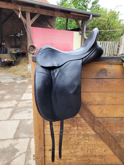 County Competitor 17 Zoll Dressursattel Tiefsitzer, County  Dressursattel , Laura, Dressage Saddle, Hannover