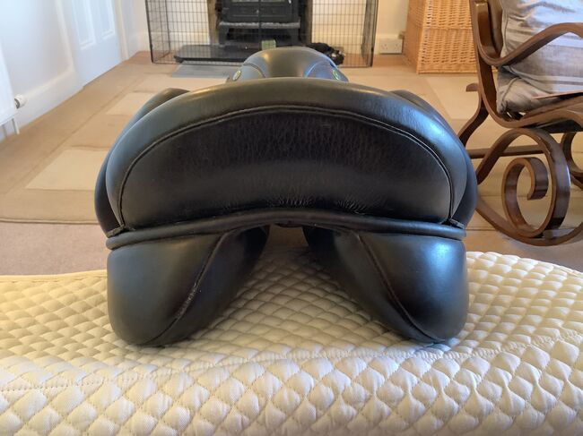 Custom Hulsebos Monoflap Dressage Saddle, Hulsebos , Carolyn Thow, Dressursattel, Alvarado, Abbildung 5