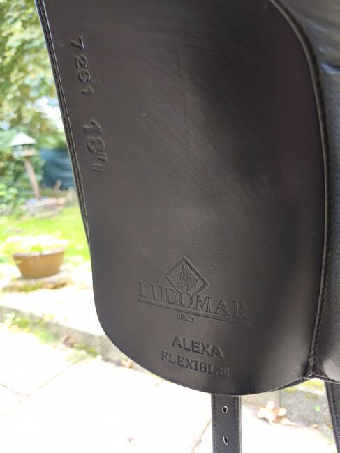 Maßsattel Ludomar Alexa 18 Zoll, Ludomar  Alexa, Sarah, Dressage Saddle, Axstedt, Image 7
