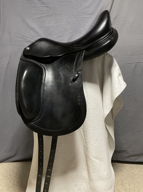 CWD Dressursattel SE08 17“ 1XL in sehr gutem Zustand, CWD SE08 170 1XL, Tina Hebrank, Dressage Saddle, Haus im Ennstal