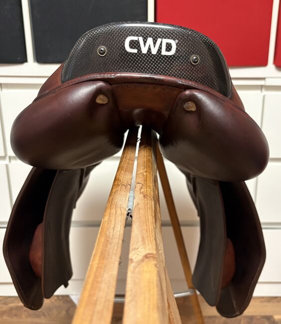 CWD Springsattel 2GS 17,5, CWD Dynamic 2GS, Daniela Konrads, Jumping Saddle, Neuss, Image 4