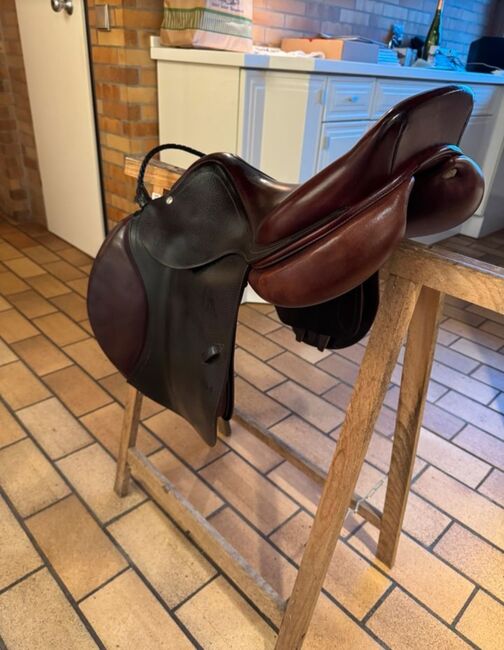 CWD Springsattel Braun 17.5" SE02 - wenig genutzt, CWD SE02, Bea, Jumping Saddle, Stuhr, Image 4