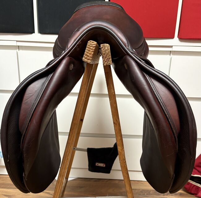 CWD Springsattel 2GS 17,5, CWD Dynamic 2GS, Daniela Konrads, Jumping Saddle, Neuss, Image 3