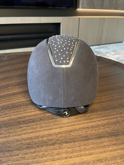 Horze Solara horse driving cap, Horze Solana, Charlie , Kaski, Budel, Image 2
