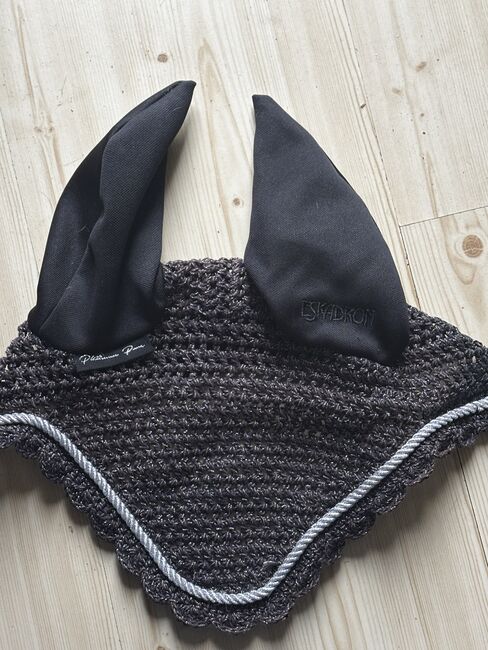 Fliegenmütze, Felix Bühler / Eskadron, Lex, Ochrona koni przed owadami , Waldmünchen