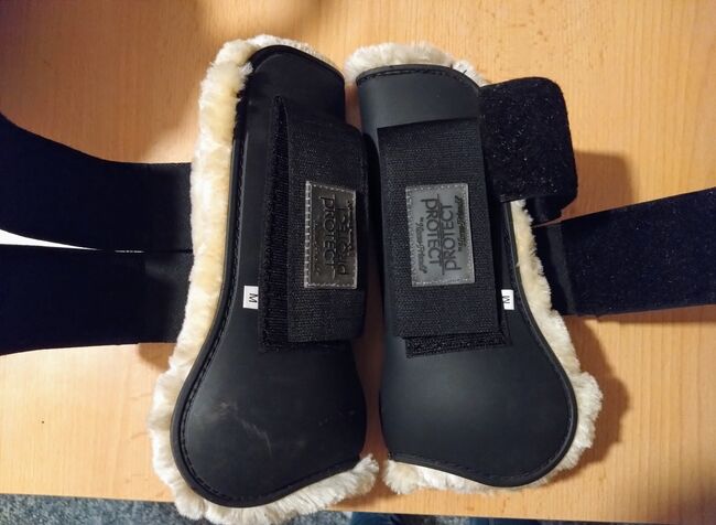 Gamaschen Lammfelle, Sianka , Tendon Boots, Berlin