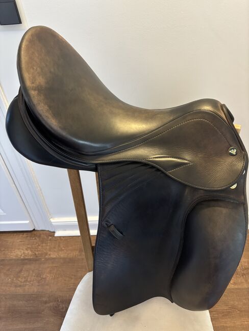 Dessursattel Prestige Milan 17 er Sitzfläche 31 Kammer von 2014, Prestige Italy Milan, Julia, Dressage Saddle, Lünen, Image 3
