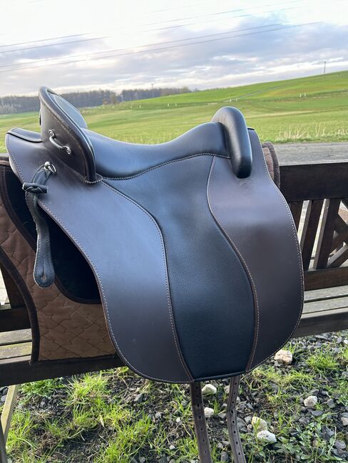 Deuber, Barocksattel, Orléans, SKL, S2, Deuber und Partner Orleans , Stephanie Reuter, Baroque Saddle, Grünberg, Image 2