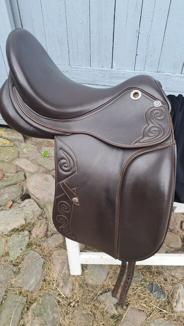 Deuber Dressursattel Maxima, Deuber Maxima Contour, N.Bäßler, Dressage Saddle, Velpke, Image 2