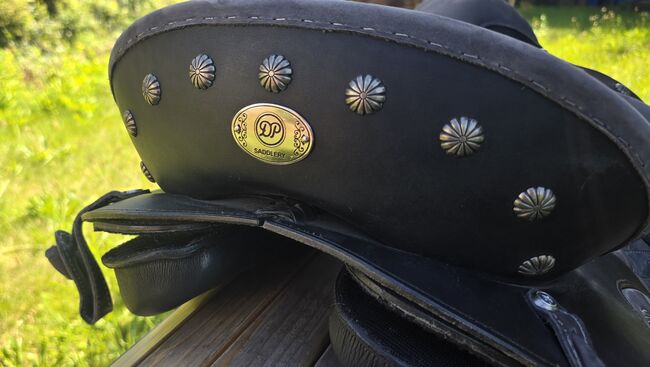 Deuber und Partner El Campo Shorty, Deuber El Campo Shorty, Gudrun König , Baroque Saddle, Blieskastel, Image 2