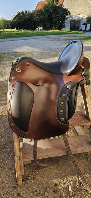 Deuber & Partner El Campo S1 Shorty –, Deuber & Partner El Campo Shorty, Steffi Wilke, Baroque Saddle, Rot an der Rot