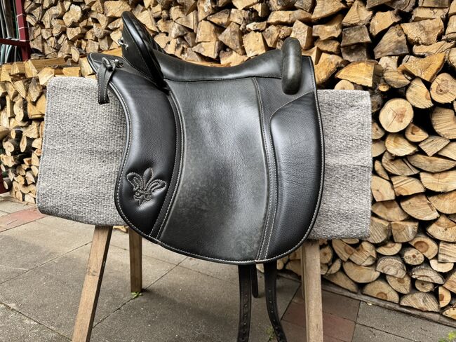 Deuber & Partner Ibero Verano, Deuber & Partner  Ibero Varano, Else , Baroque Saddle, Hohenlockstedt, Image 4