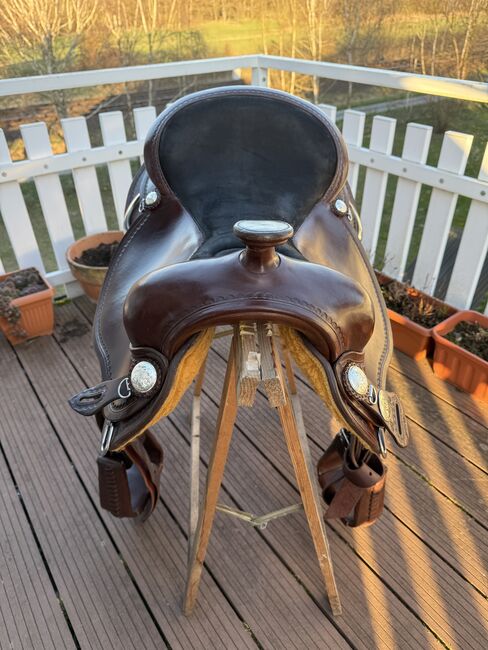Deuber &Partner, Deuber&Partner Memphis, Patrycja, Western Saddle, Tessin bei Boizenburg, Image 4