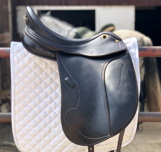 Deuber & Partner Sattel, Deuber & Partner, Lucia Zahrte, Dressage Saddle, Schopfheim 