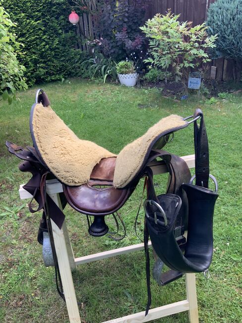 Deuber Westernsattel 1031/ Kammerweite3/ Sitzgröße 16, Deuber & Partner Freizeit/ Alround/ 1031/ Arab, Cornelia , Western Saddle, Rangsdorf, Image 9