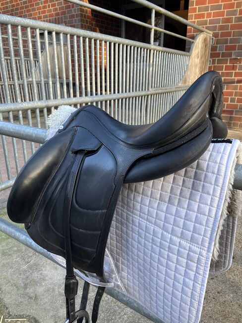 Devoucoux Dressursattel, Devoucoux  Makila Harmonie, Antje , Dressage Saddle, Osterholz-Scharmbeck , Image 6