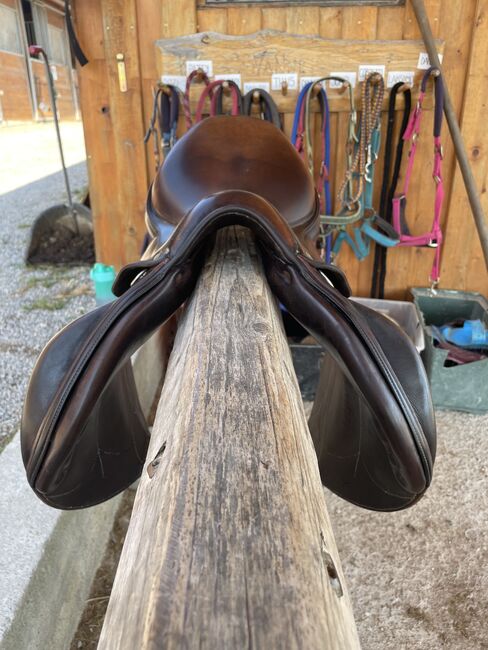 Devoucoux monoflap jumping saddle, Devoucoux  Monoflap Chiberta, Ajda, Springsattel, Ljubljana, Abbildung 5