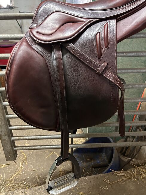 Devoucoux Sprinsattel, Devoucoux  Biarritz Lab Springsattel, Madeleine, Jumping Saddle, Essen 