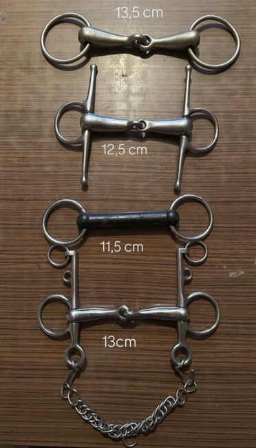 Verschiedene Gebisse, Anna Bunzendahl , Horse Bits, Trendelburg