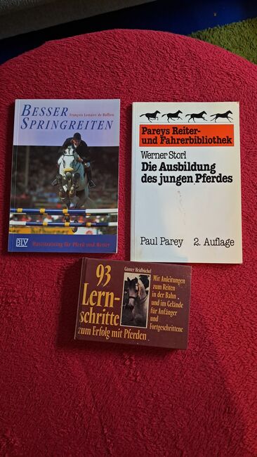 div.Lehrbücher über Pferdeausbildung, Tina, Bücher, Frankenthal (Pfalz)
