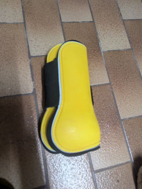 Verschiedene Gamaschen, Xenia Beß , Tendon Boots, Eckental , Image 5