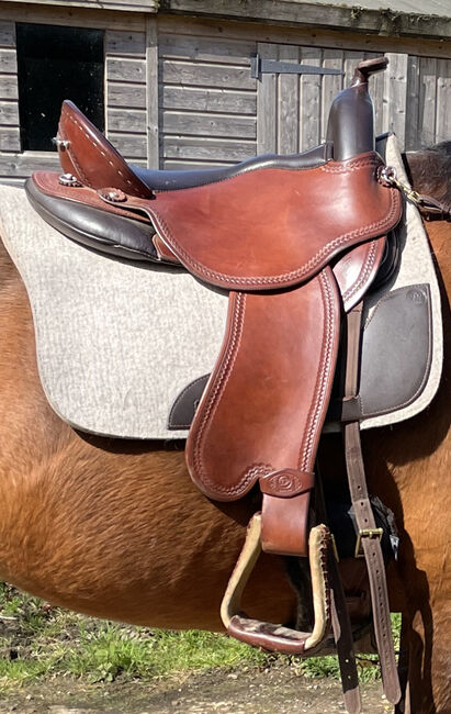 DP Quantum Short & Light, Deuber and Partner  Quantum Short & Light, Natalie Lewis, Western Saddle, Leicester