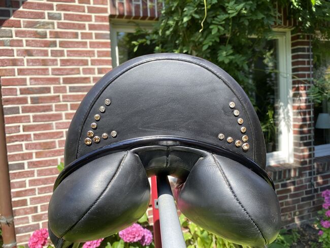 Dresch Dressursattel, Dresch Modell XT Flat Verdades Monoblatt mit Aufblattpausche, Nicole Nilges, Dressage Saddle, Kaarst, Image 6