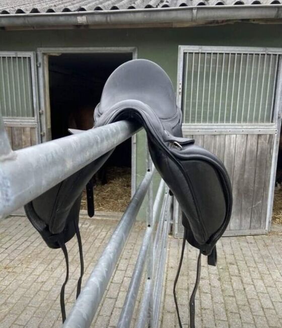 Dresch Dressursattel XT Flat Verdades 17,5, Dresch  Xt Flat Verdades, Anja , Dressage Saddle, Offenburg, Image 5