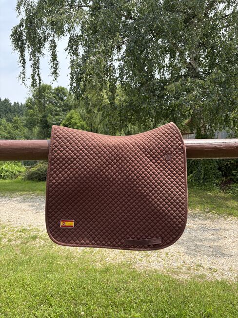 Dressur (DR) Schabracke braun mit Spanischerflagge, Eskadron, Lara , Dressage Pads, Zolling, Image 3
