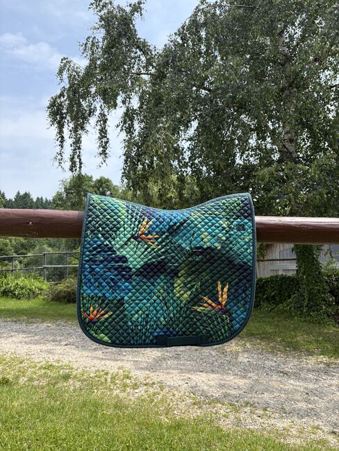Dressur (DR) Tropical Paradise Schabracke von Felix Bühler, Felix Bühler, Lara , Dressage Pads, Zolling, Image 2