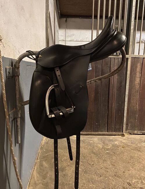 Dressursattel 17,5“ Ainsley Integra Dr., Ainsley Integra Dr. , Nina , Dressage Saddle, Bochum