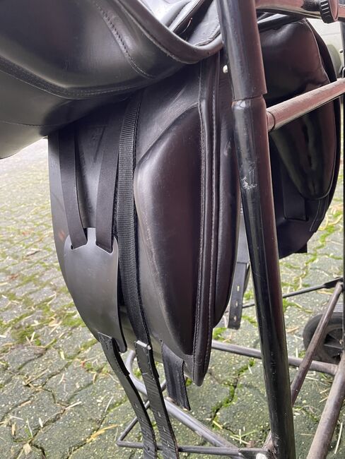 Dressursattel 17,5 Amerigo, Amerigo Pinerolo Classic, Christina , Dressage Saddle, Ahlen, Image 5