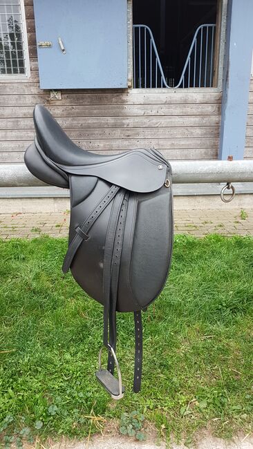 Dressursattel 17,5 Zoll, John Webb  Classic, Susann Doerschel, Dressage Saddle, Frankfurt/Oder