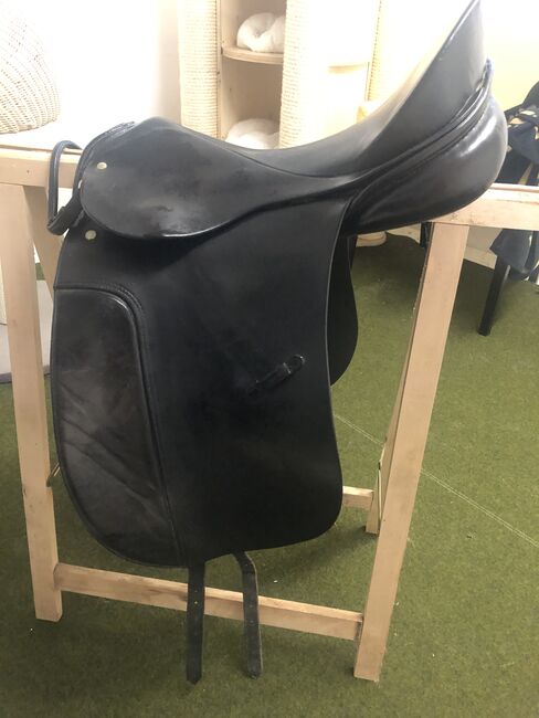 Dressursattel 17 zoll, Höpfner  „Ahlerich“, Beate Mehrhoff, Dressage Saddle, Korbach