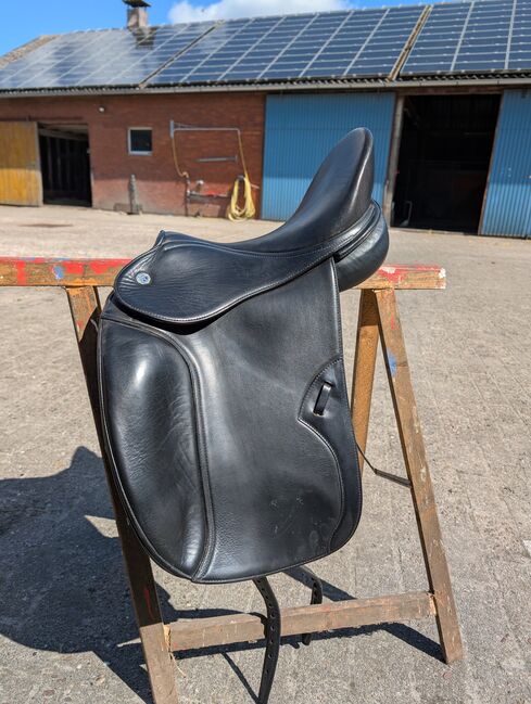 Dressursattel Butterfly Uta Gräf 18" Tiefsitzer schwarz, Butterfly  Uta Gräf , Maren , Dressage Saddle, Garrel