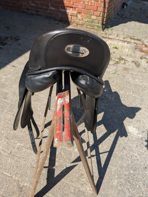 Dressursattel Butterfly Uta Gräf 18" Tiefsitzer schwarz, Butterfly  Uta Gräf , Maren , Dressage Saddle, Garrel, Image 3