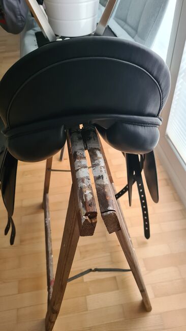 Dressursattel von Jorge Canaves - Saphir in 18 Zoll/31 Kammer ***NEU***, Jorge Canaves  Saphir , Mareike Burmester , Dressage Saddle, Brietlingen, Image 2