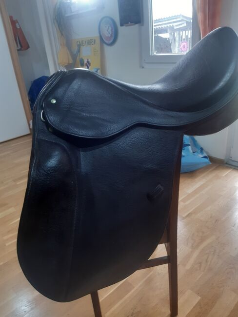 Dressursattel Cavaletti 27 /18 zurückgesch. Sattelblat, Horseland Cavalleti, Anja Dinter, Dressage Saddle, Gaienhofen