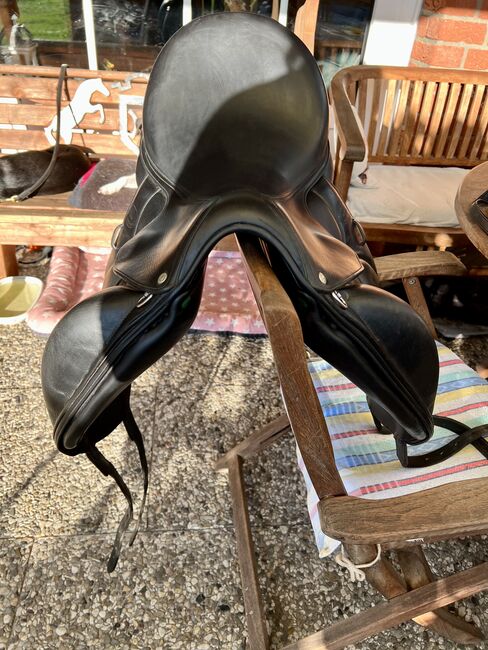 Dressursattel Devocoux Makila Monoblatt schwarz, Devocoux  Makila, Birgit , Dressage Saddle, Toppenstedt , Image 8