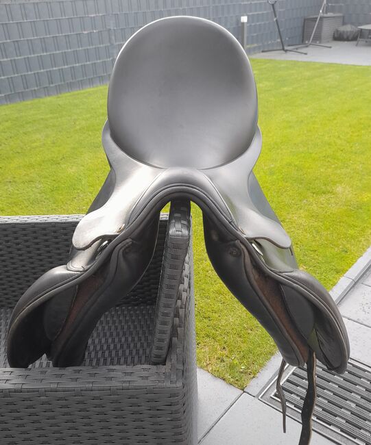 Dressursattel DR Sattel Busse Basel Flexi 17,5, Busse Basel Flexi, Weidlich, Dressage Saddle, Troisdorf , Image 2