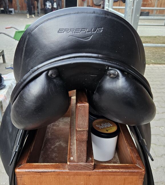 Dressursattel Erreplus Adelinde, Erreplus  Adelinde, Isabell Muskopf , Dressage Saddle, Wiesbaden, Image 4