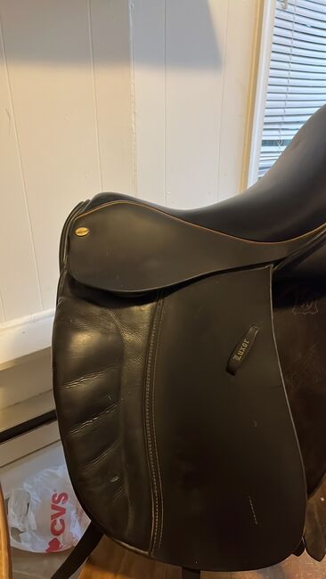 Dressage saddle, Euro rider  Luxor Flexible points , Marcy DeLayne Brown, Dressage Saddle, Cumberland, Image 5